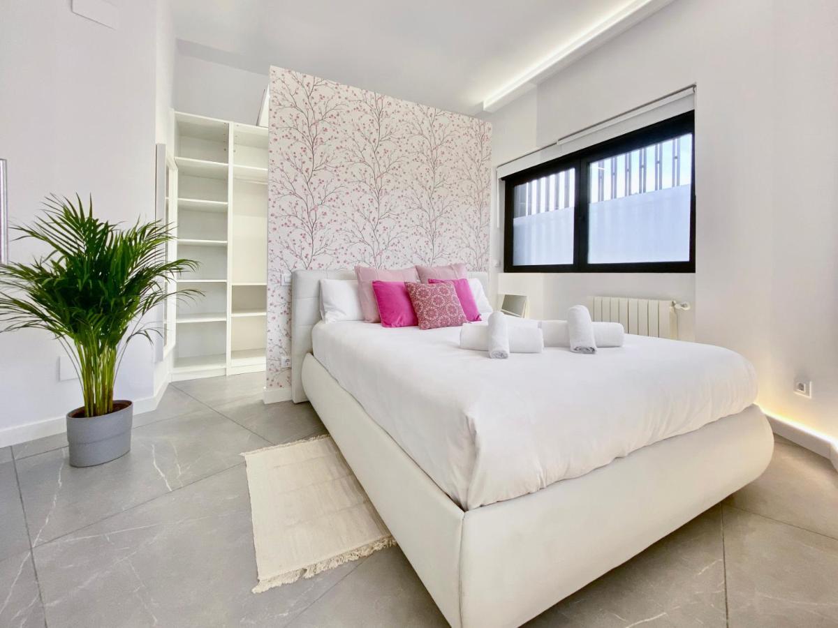 Charming Madrid Vistillas - Estancias Temporales Εξωτερικό φωτογραφία
