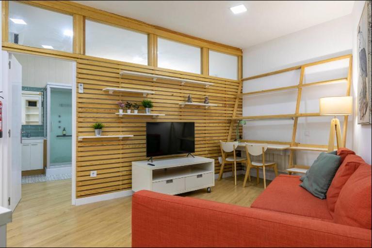Charming Madrid Vistillas - Estancias Temporales Εξωτερικό φωτογραφία